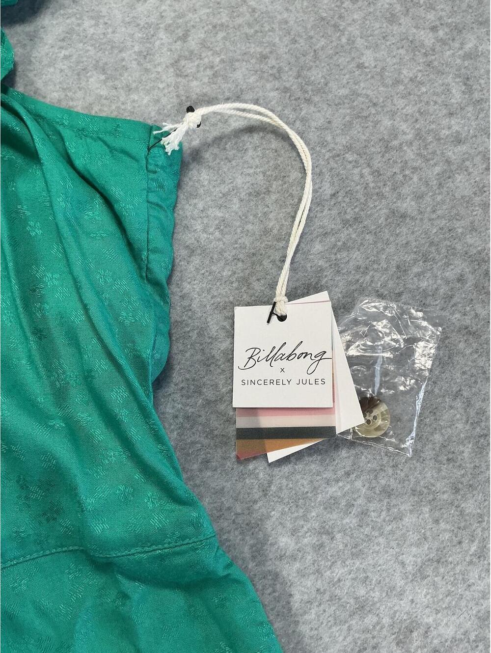 Billabong x Sincerely Jules Green Button Front Midi Dress Medium NWT - Picture 3 of 10